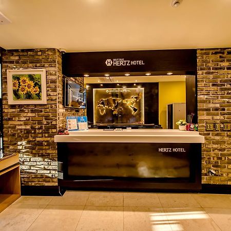 Jeju Hertz Hotel Екстер'єр фото