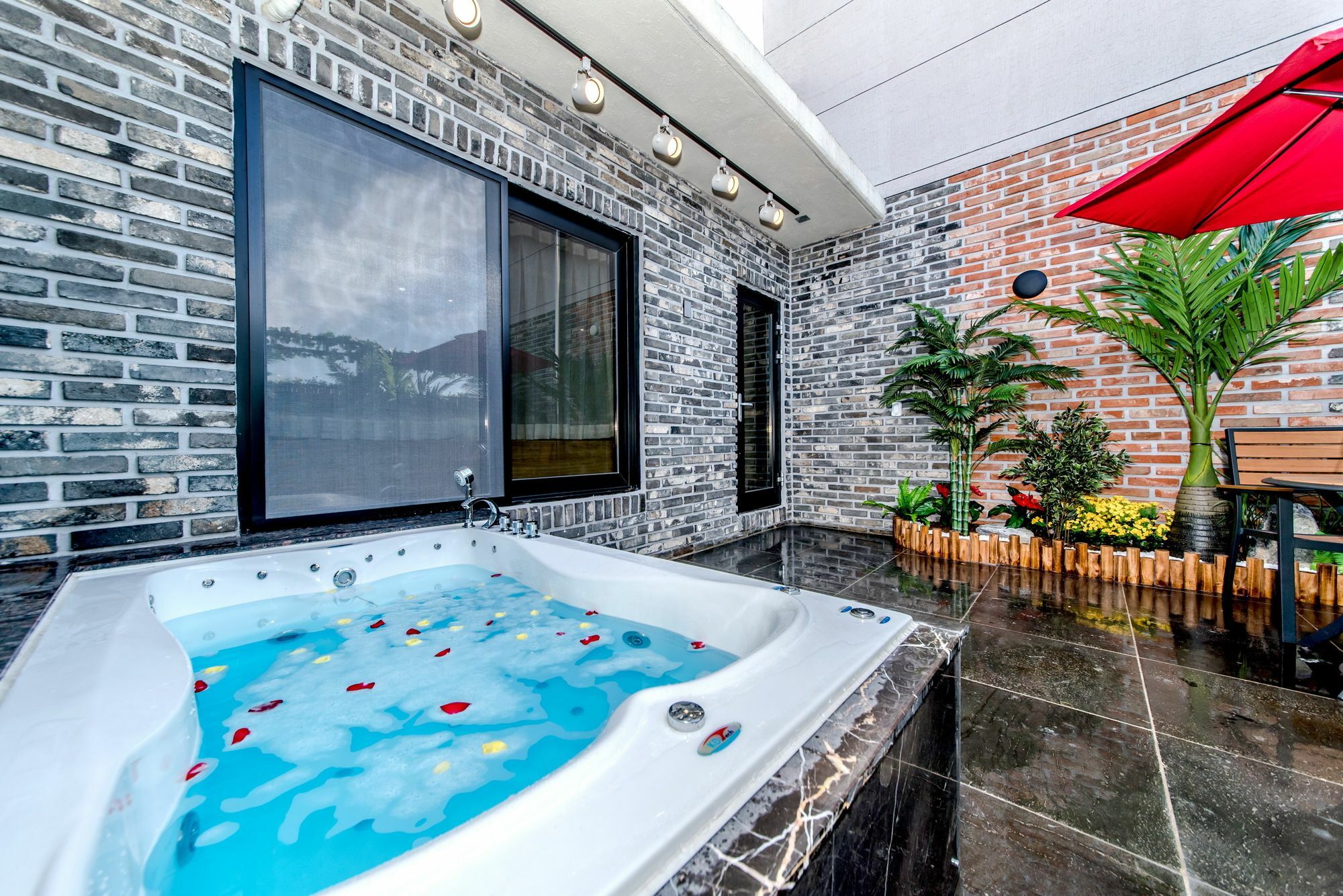 Jeju Hertz Hotel Екстер'єр фото